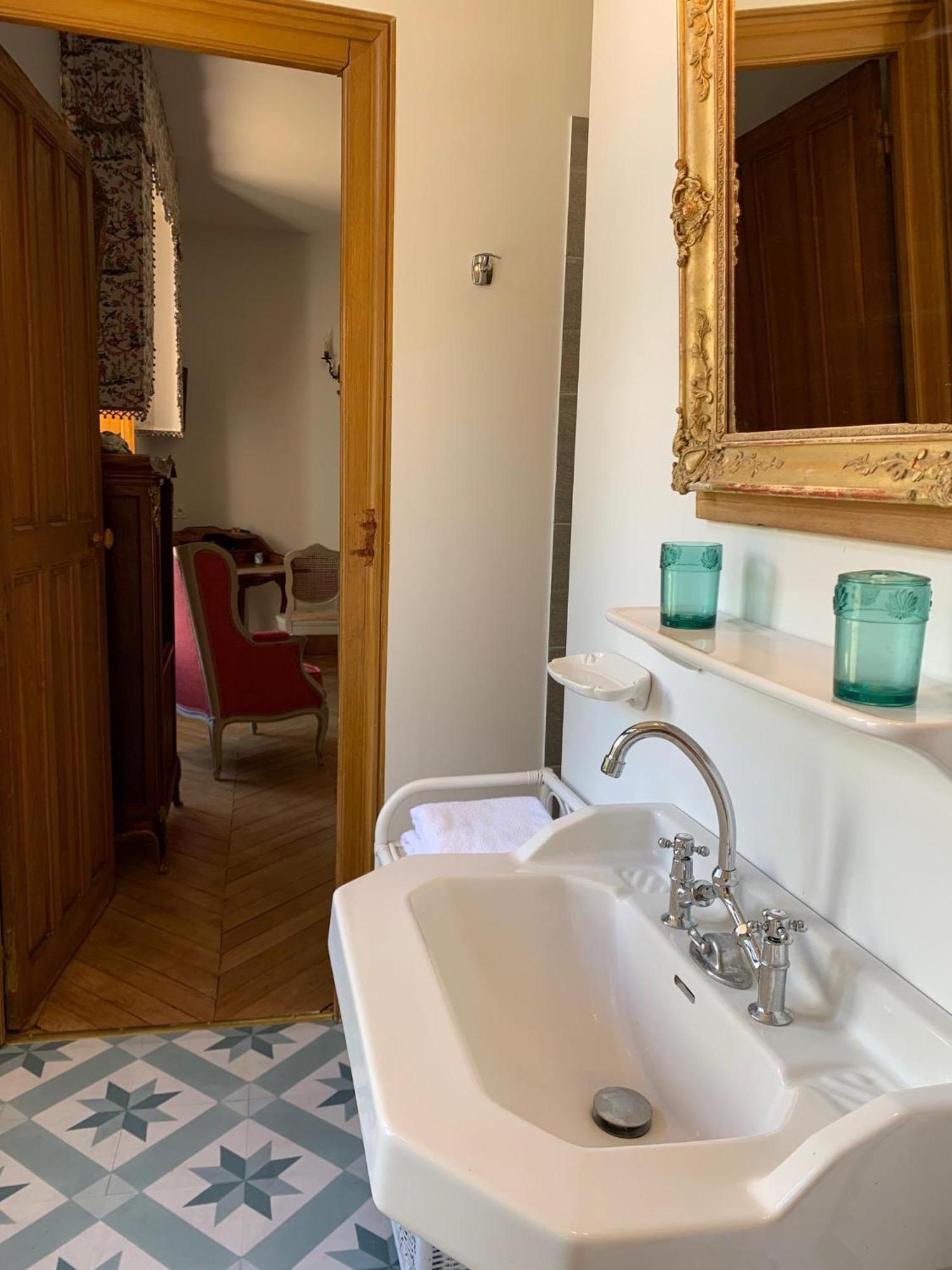 L'Abeaupiniere Bed and Breakfast Reboursin Værelse billede