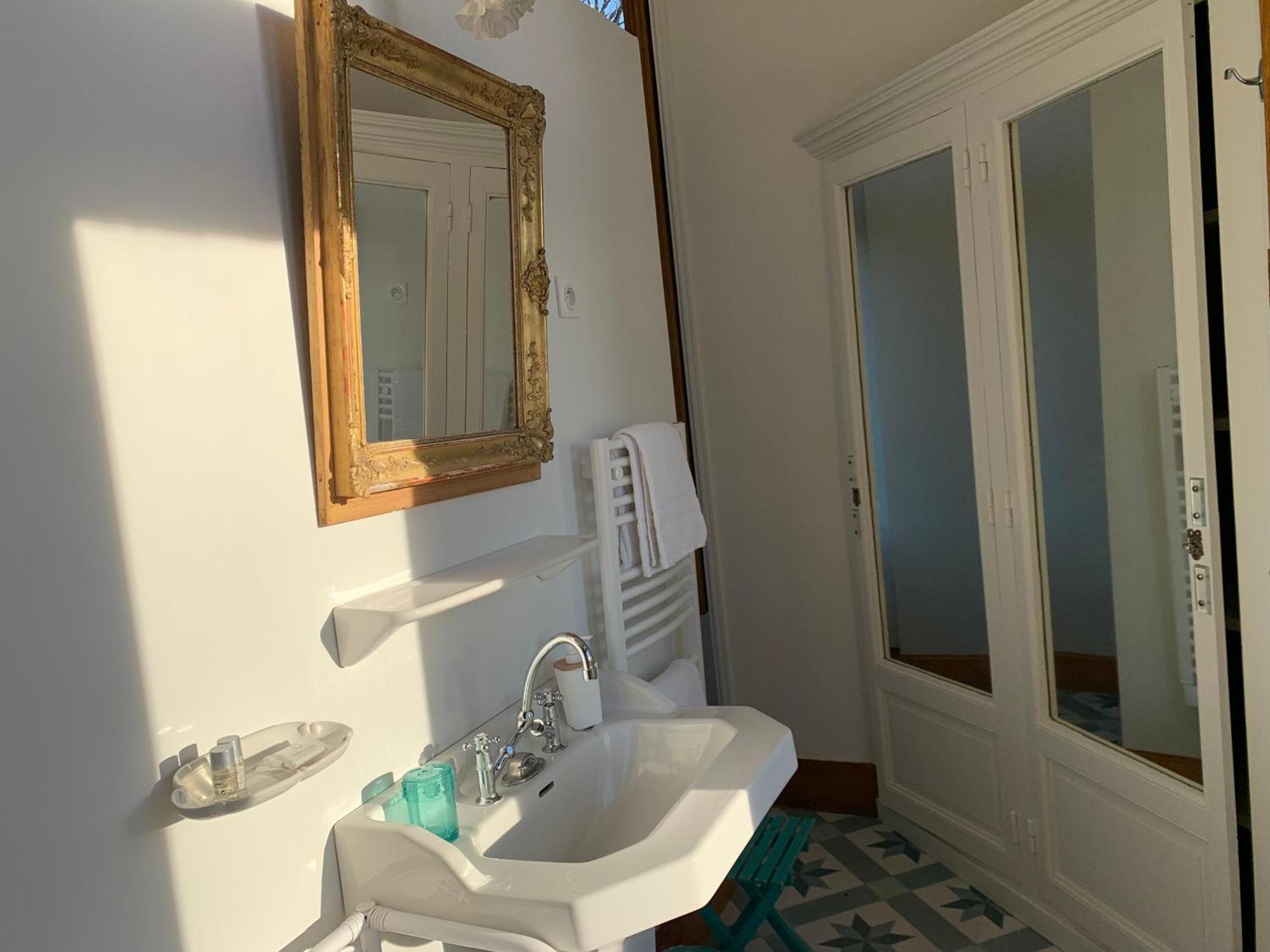 L'Abeaupiniere Bed and Breakfast Reboursin Værelse billede