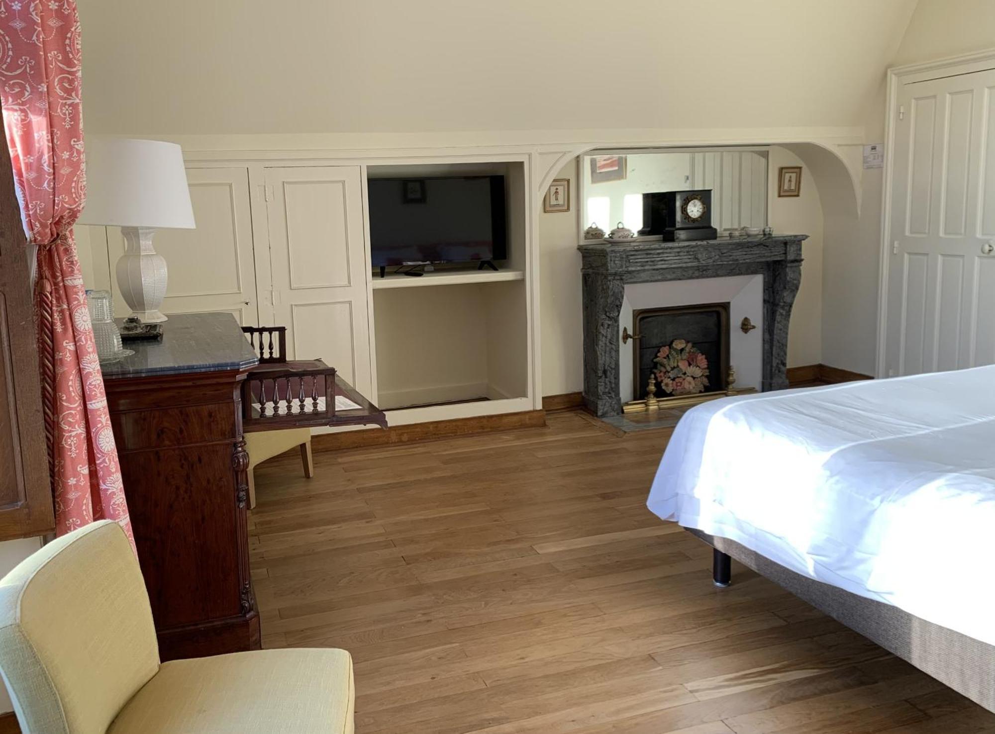 L'Abeaupiniere Bed and Breakfast Reboursin Værelse billede